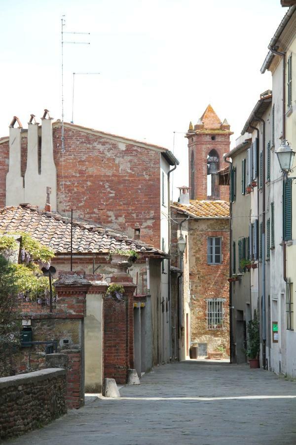 La Rocca Apartment Sinalunga Exterior photo